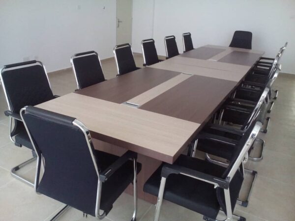 14 people conference table