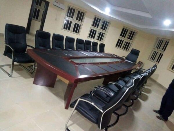 20 people conference table